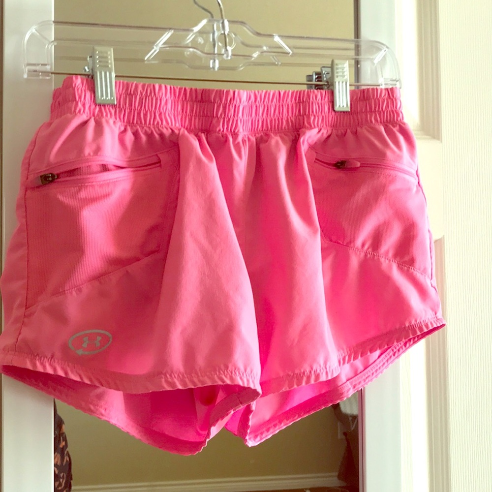 Under Armour Medium running short